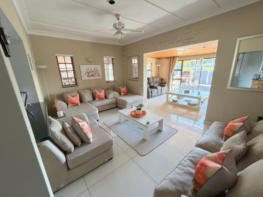 6 Bedroom Property for Sale in Stirling Eastern Cape